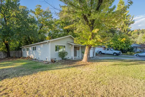640 Christine Ave, Redding, CA 96003 photo 5