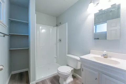 640 Christine Ave, Redding, CA 96003 photo 25