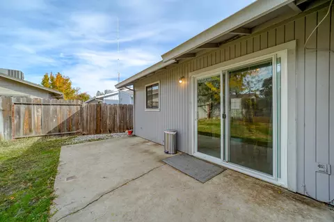 3680 Santa Rosa Way, Redding, CA 96003 photo 20