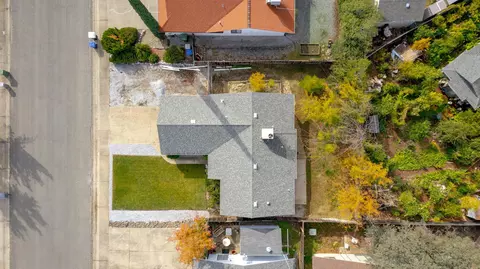 3680 Santa Rosa Way, Redding, CA 96003 photo 3
