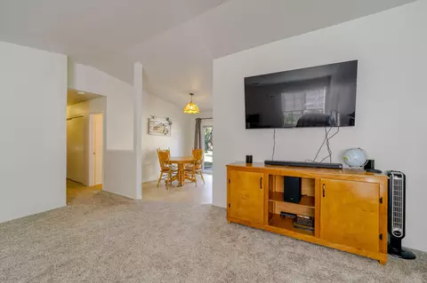 3680 Santa Rosa Way, Redding, CA 96003 photo 7