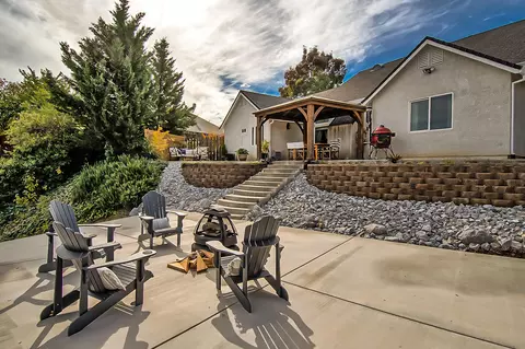 2195 Cumberland Dr, Redding, CA 96001 photo 44
