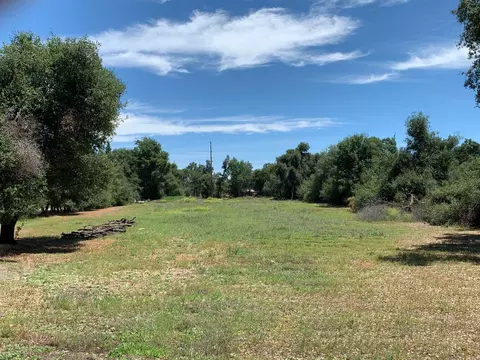 6732 Airport Rd, Redding, CA 96002 photo 1