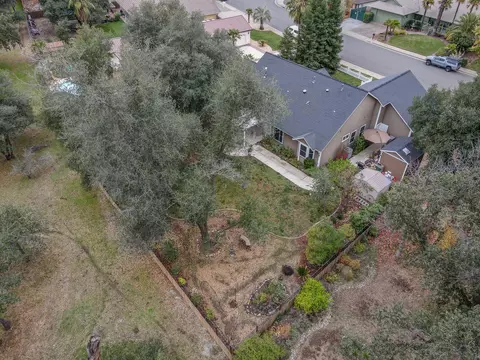 2731 Lake Redding Dr, Redding, CA 96003 photo 11