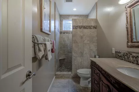 2731 Lake Redding Dr, Redding, CA 96003 photo 43