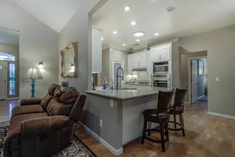 2731 Lake Redding Dr, Redding, CA 96003 photo 25