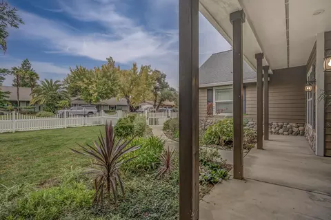 2731 Lake Redding Dr, Redding, CA 96003 photo 58