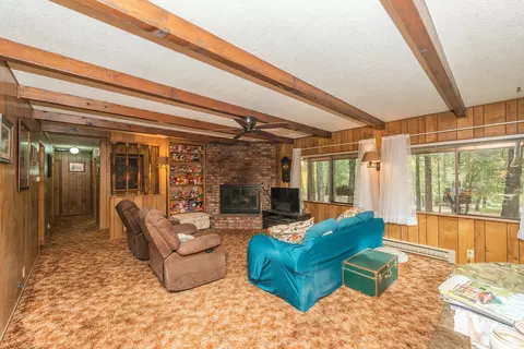 521 Mountain View Dr, Lewiston, CA 96052 photo 2