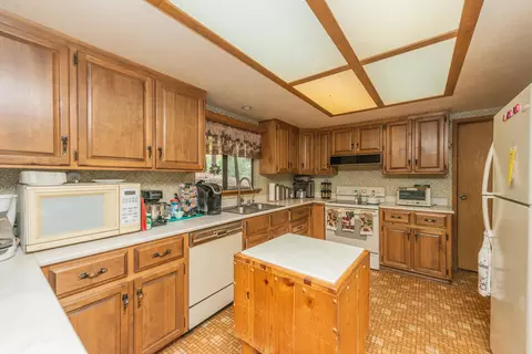 521 Mountain View Dr, Lewiston, CA 96052 photo 11