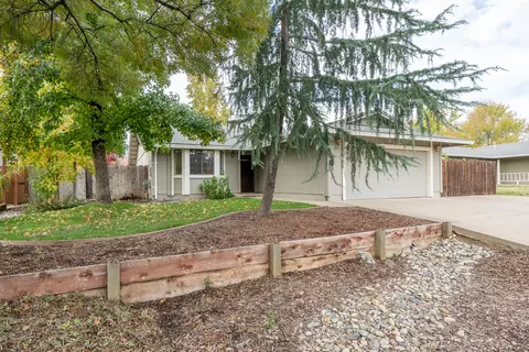 1770 Kildare Dr, Redding, CA 96001 photo 1