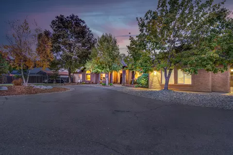11517 La Costa Ct, Redding, CA 96003 photo 5