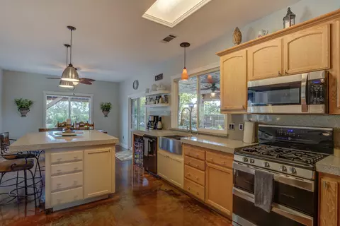 11517 La Costa Ct, Redding, CA 96003 photo 42