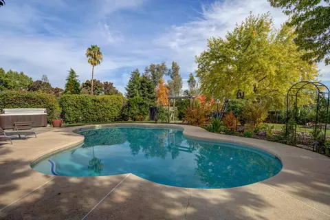 11517 La Costa Ct, Redding, CA 96003 photo 20