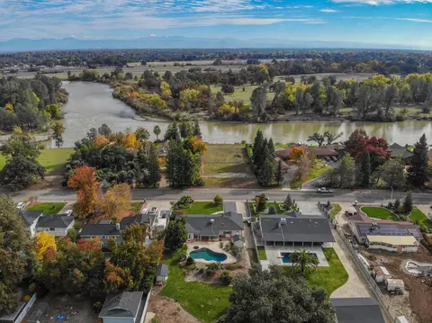 5956 Riverside Dr, Redding, CA 96001 photo 6
