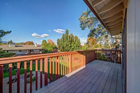 568 Royal Oaks Dr, Redding, CA 96001 photo 28