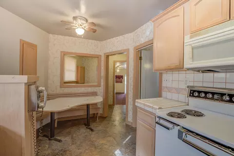 774 Lakeview Dr, Redding, CA 96001 photo 31