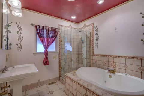 774 Lakeview Dr, Redding, CA 96001 photo 10