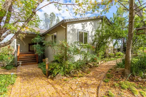 15006 Diggins Way, Redding, CA 96001 photo 1