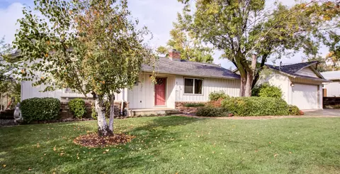 2130 Olive Ave, Redding, CA 96001 photo 2