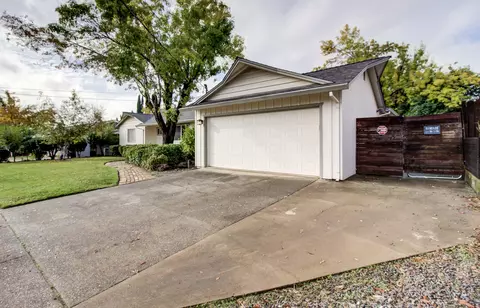 2130 Olive Ave, Redding, CA 96001 photo 3