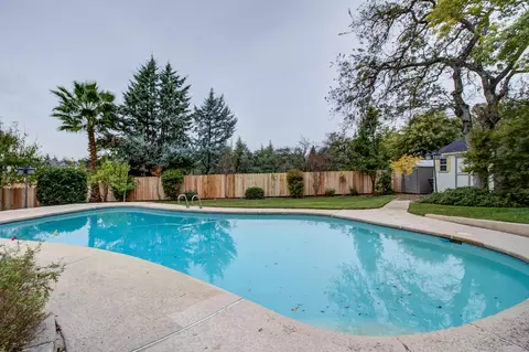 2130 Olive Ave, Redding, CA 96001 photo 32