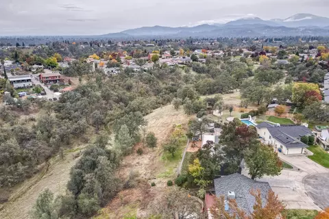2820 Donner Ct, Redding, CA 96001 photo 38