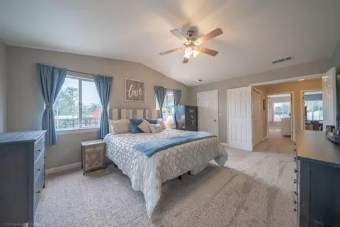 2820 Donner Ct, Redding, CA 96001 photo 17