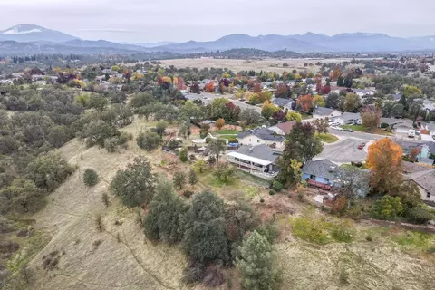 2820 Donner Ct, Redding, CA 96001 photo 39