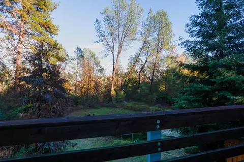 12129 Perry Dr, Redding, CA 96003 photo 47