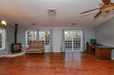 12129 Perry Dr, Redding, CA 96003 photo 19