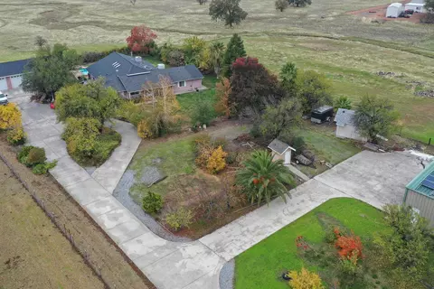 12921 Wilder Rd, Red Bluff, CA 96080 photo 2