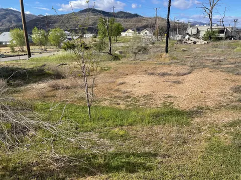 11505 School St, Redding, CA 96001 photo 10