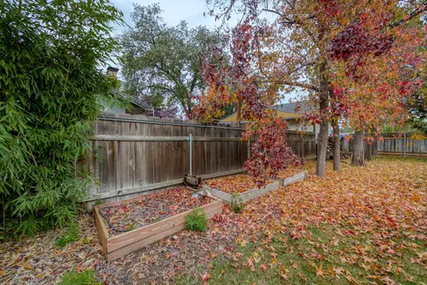 1970 Shasta Pines Way, Redding, CA 96002 photo 15