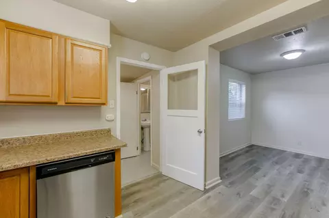 2131 Grape Ave, Redding, CA 96001 photo 5
