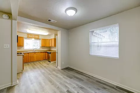 2131 Grape Ave, Redding, CA 96001 photo 7