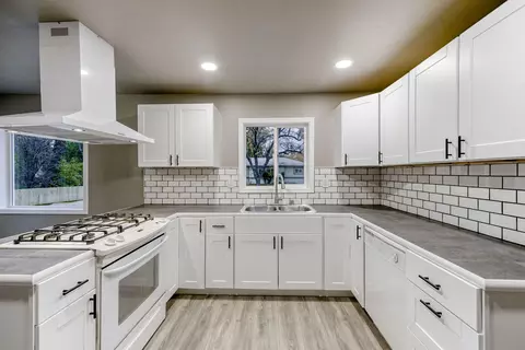 5638 Jubilee St, Redding, CA 96001 photo 5