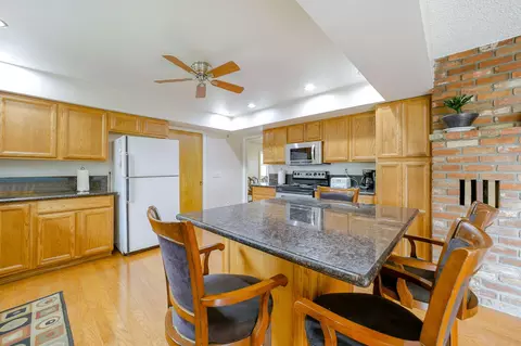 22060 Davis Rd, Red Bluff, CA 96080 photo 3