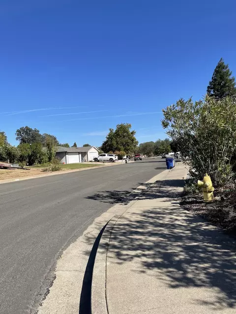 1798 Stetson Way, Redding, CA 96003 photo 4