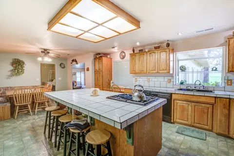 28406 Whippoorwill Cir, Shingletown, CA 96088 photo 34