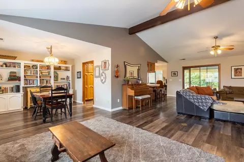 7342 Amigo Way, Redding, CA 96002 photo 11