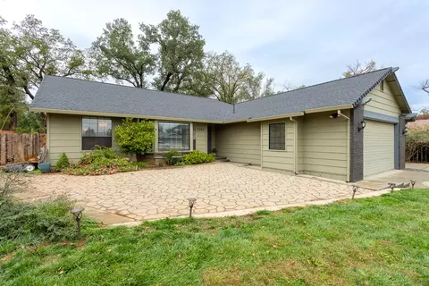 7342 Amigo Way, Redding, CA 96002 photo 5