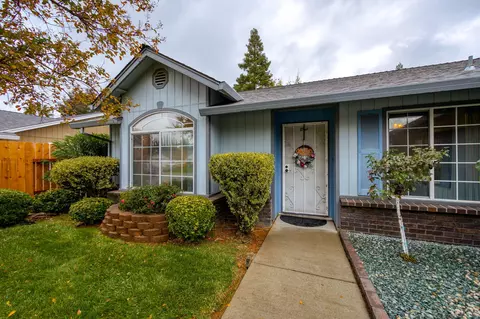 1963 Catherine Way, Redding, CA 96002 photo 3