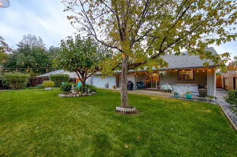 1963 Catherine Way, Redding, CA 96002 photo 45