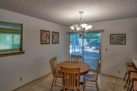 2748 Camulos Way, Redding, CA 96002 photo 7