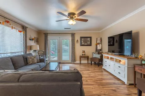 3478 Capricorn Ave, Redding, CA 96002 photo 3