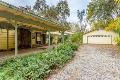 5860 Wildwood Dr, Redding, CA 96001 photo 14