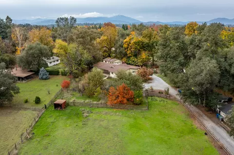 5860 Wildwood Dr, Redding, CA 96001 photo 18