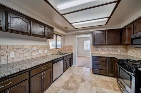 2919 Camulos Way, Redding, CA 96002 photo 10