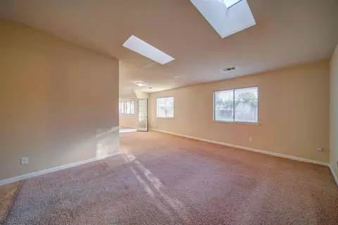 2919 Camulos Way, Redding, CA 96002 photo 7