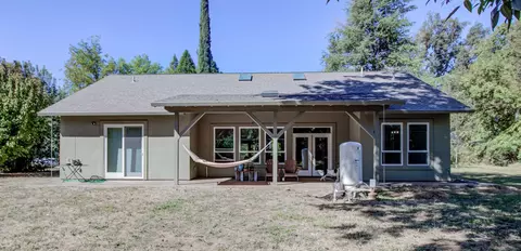 19837 Valley Ln, Redding, CA 96002 photo 33